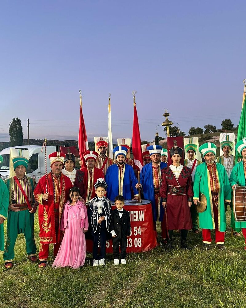 Uşak Mehter Takımı sahne performansı